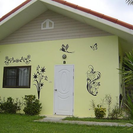 Mini-Golf **** & Resort Ubon Ratchathani Exterior foto